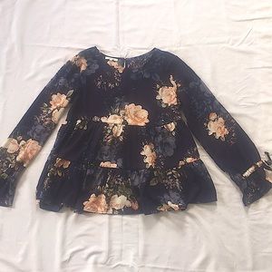 Navy Floral Blouse🌸